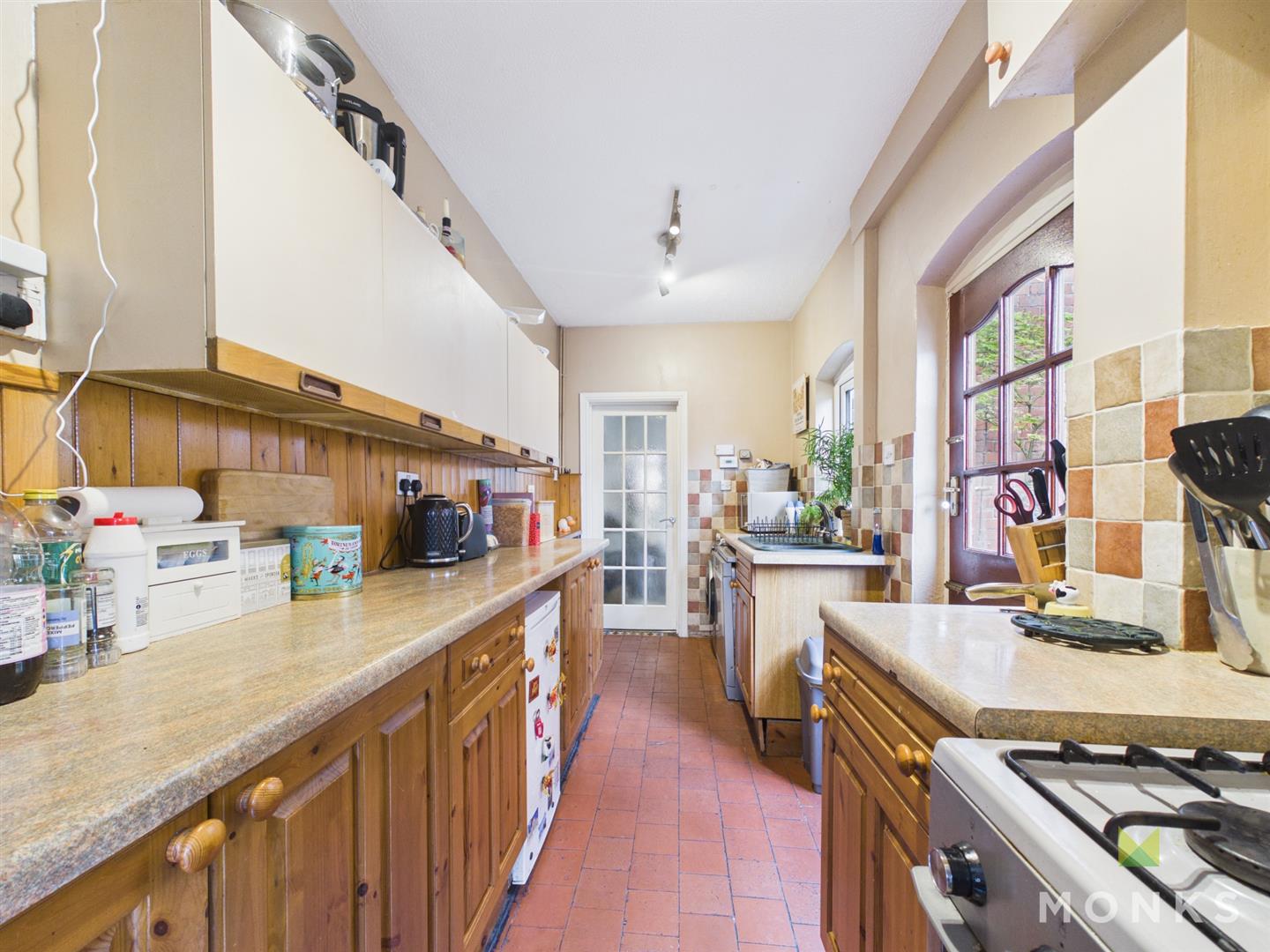 69 Wenlock Road, Shrewsbury, SY2 6JU For Sale